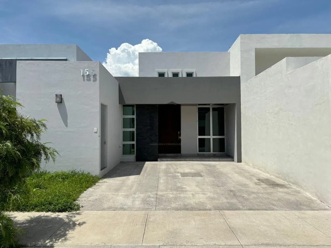 Casa de una planta en venta en fraccionamiento privado Bosque Real — foto 2 de 29